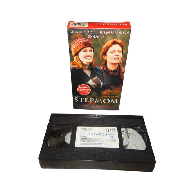 STEPMOM VHS movie in original paper case Julia Roberts Susan Sarandon Ed Harris - Picture 2 of 6